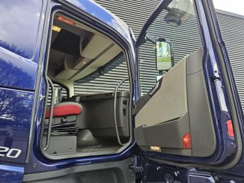 Volvo FH 420 6x2/ PALFINGER 33 tm CRANE / KRAN